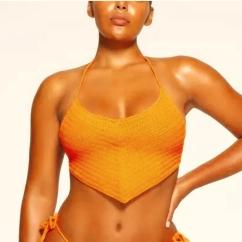 NWT SKIMS CROCHET SWIM HANDKERCHIEF HALTER TOP ORANGE 3X 2X Adjustable